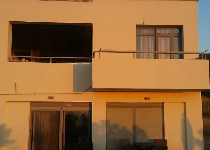 Hercules Hills Sea View דירה
