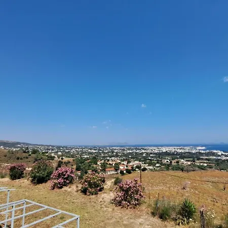 Hercules Hills Sea View דירה *