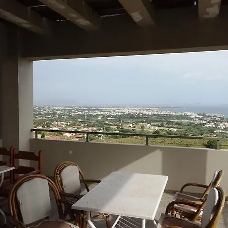 Hercules Hills Sea View Apartmán *